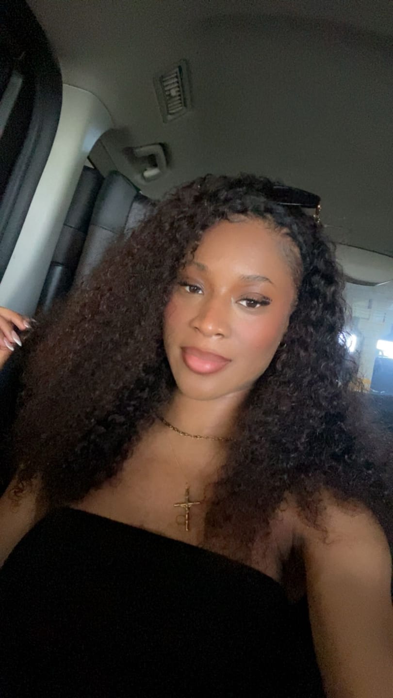 Customer photo review of Curly Flip-over Half Wig