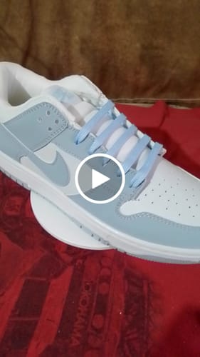 Customer video review of Tenis Dunk Niebla Blanco Niebla