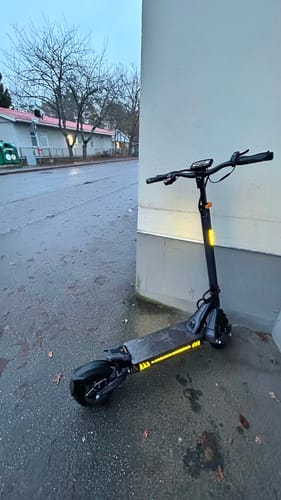 Customer photo review of Ausom L2 Dual Motor Electric Scooter