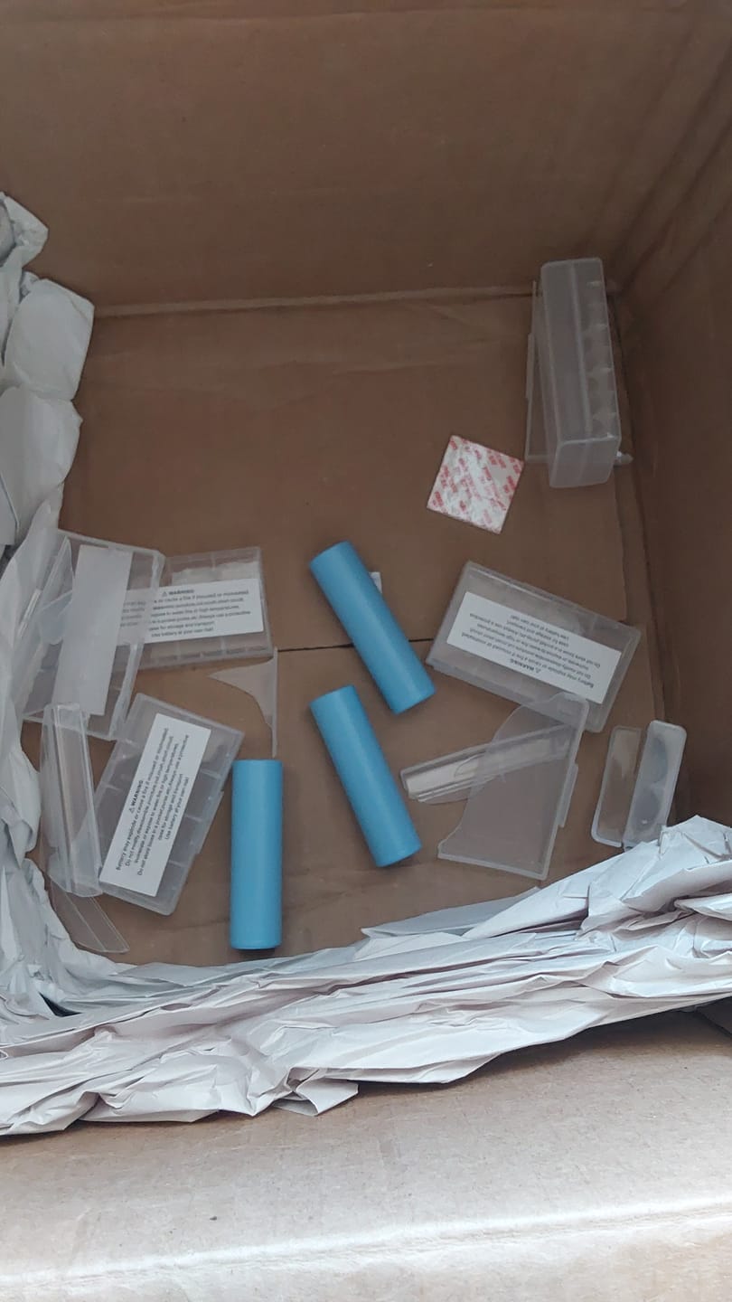 Customer photo review of EVE 35V 18650 3500mAh 10A Battery