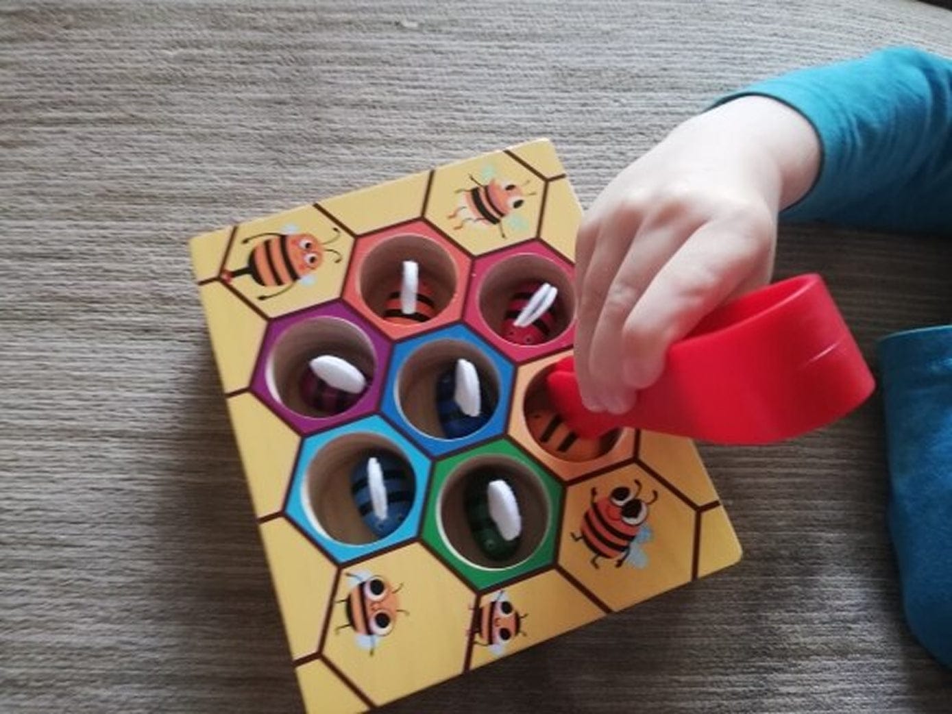 Customer photo review of Marvin’s Bee Sorting Game