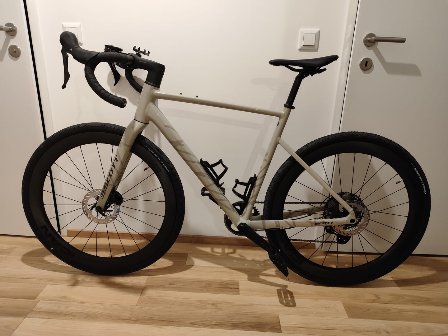 Customer photo review of G25 SL 700C