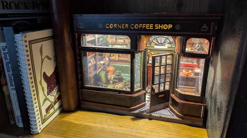 Customer photo review of Miniature House - Corner Coffee Shop
