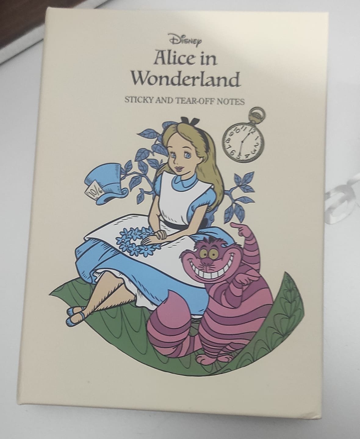 Customer photo review of Disney: Alice nel Paese delle Meraviglie - Block notes adesivo