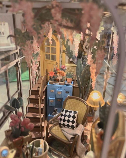 Customer photo review of DIY Book Nook kit - Greenhouse