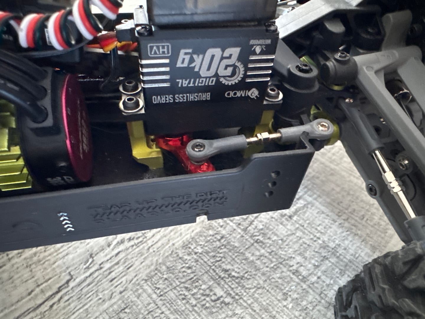 Customer photo review of Aluminum Servo Conversion Block For RZ001 and 1/10 Rally Car