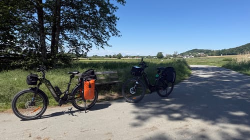 Customer photo review of Lankeleisi KETT-8 26" Urban Electric Bike 960Wh All Terrain SUV E-Bike with Torque Sensor 48V 20Ah Battery