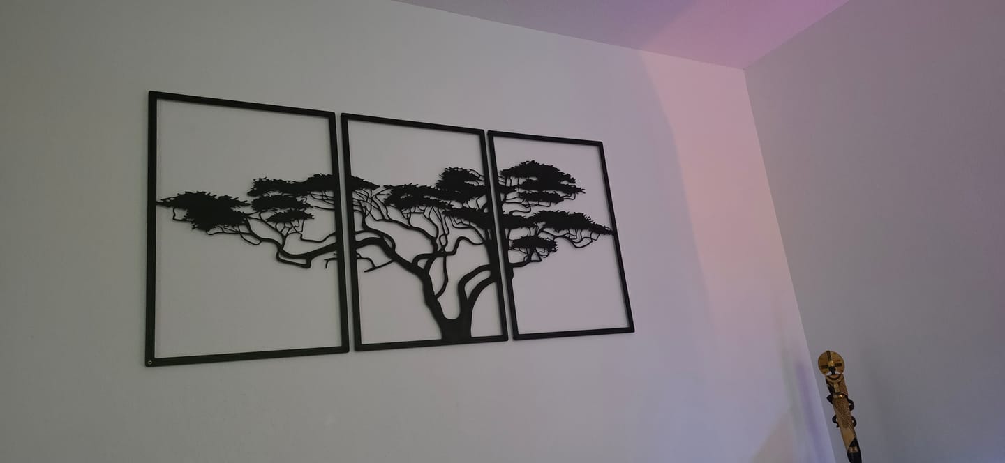 Customer photo review of Décoration murale en métal noir - Arbre de vie Africain