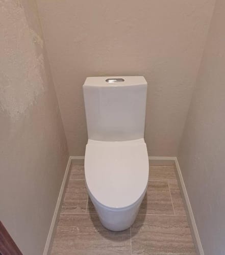 Customer photo review of Oland - Floor-Mounted Elongated Includes Seat Heating Installation Type Floor Mounted Smart Toilet