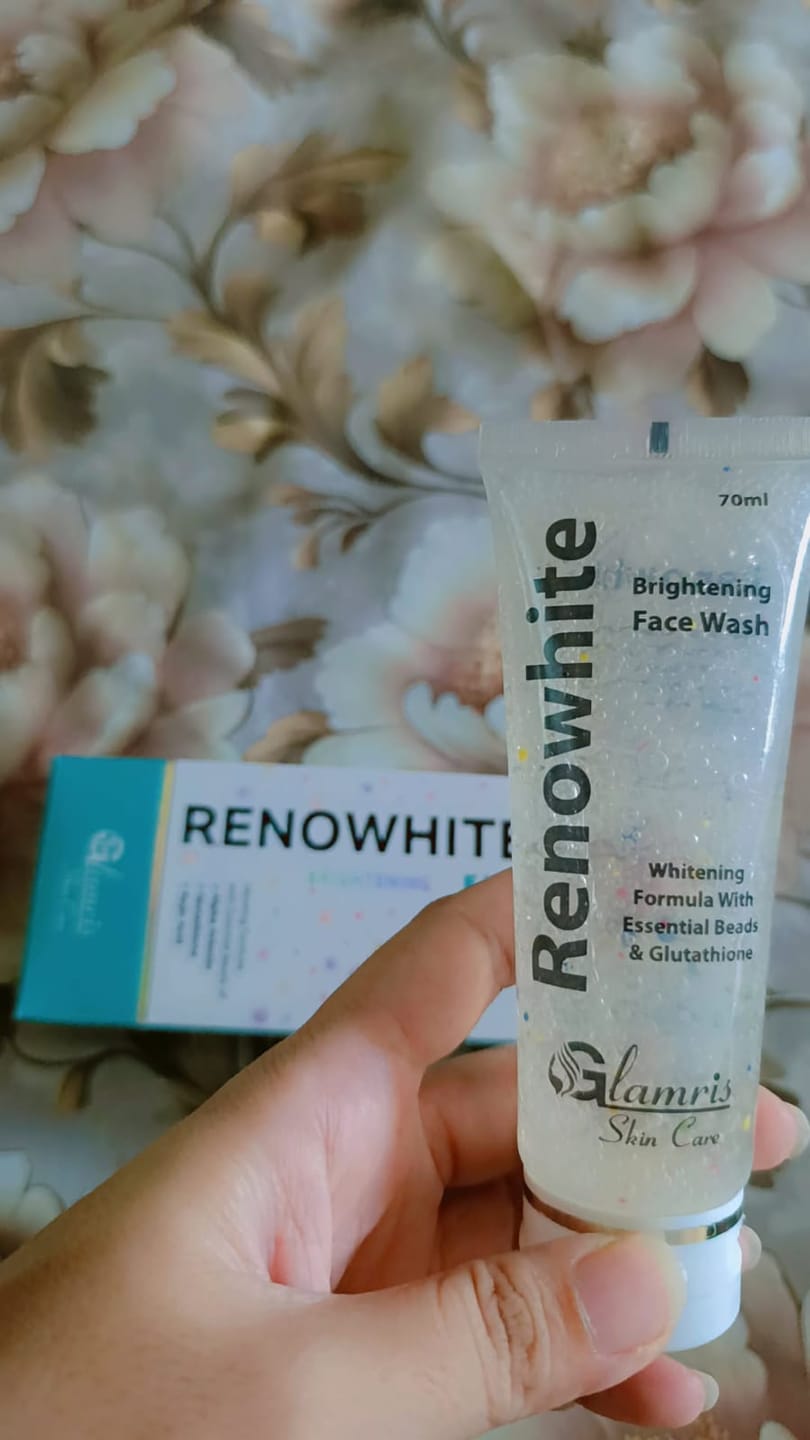 Customer photo review of Renowhite Facewash