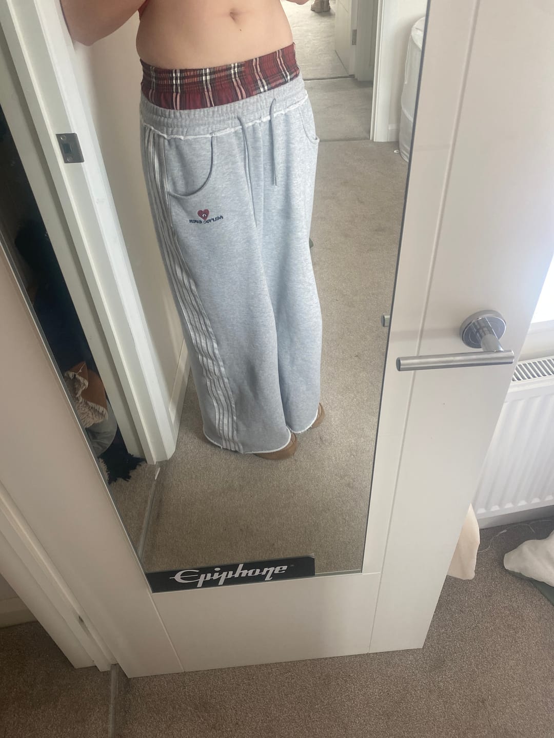 Customer photo review of Aelfric Eden Double Waist Baggy Sweatpants