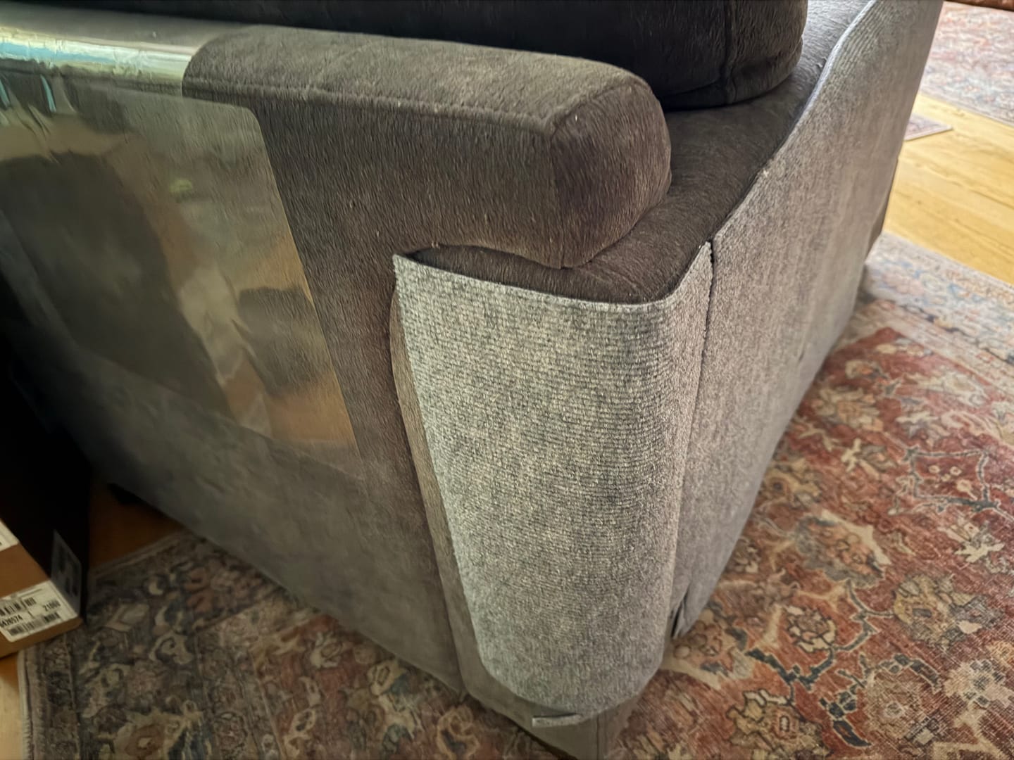 Customer photo review of Multifunctional Cat Scratching Carpet