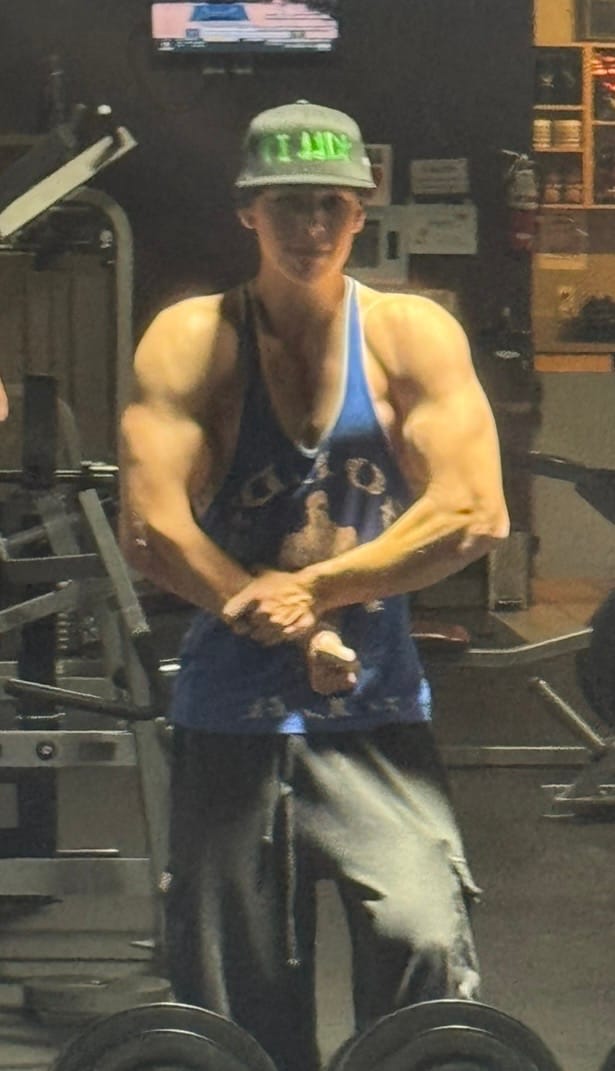 Customer photo review of 3014 - Golds Gym Classic Stringers