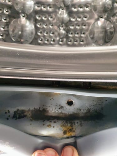Customer photo review of GLASSGUARD® Miracle Mould Removal Gel x 2