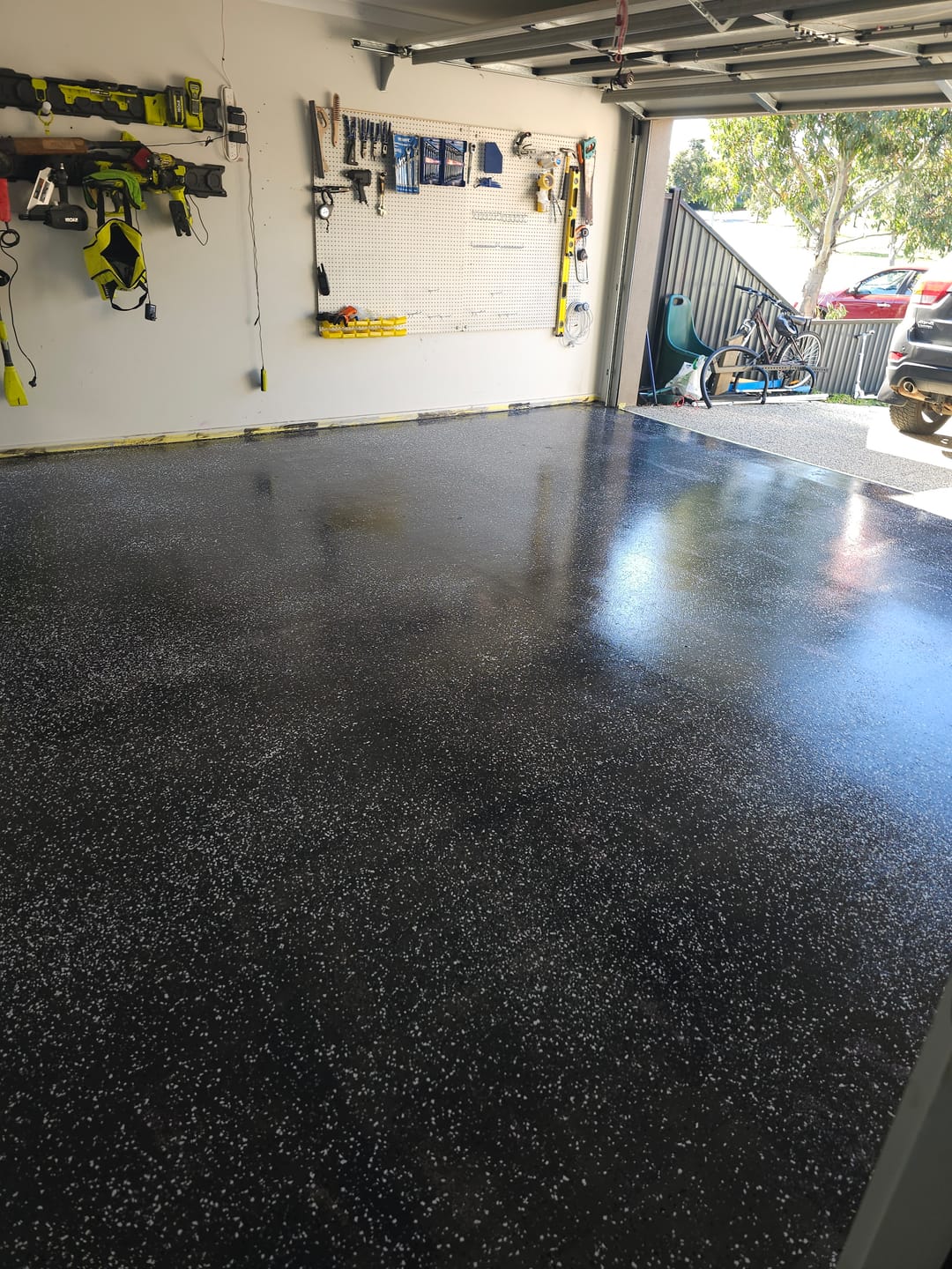 Customer photo review of Epoxy Flake Floor Kit