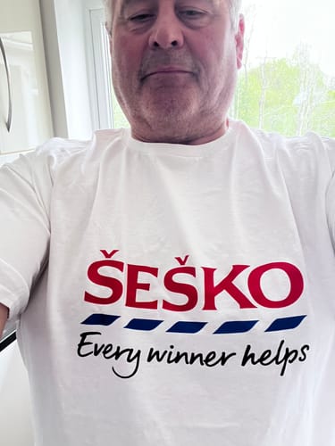 Customer photo review of ŠEŠKO - EVERY WINNER HELPS