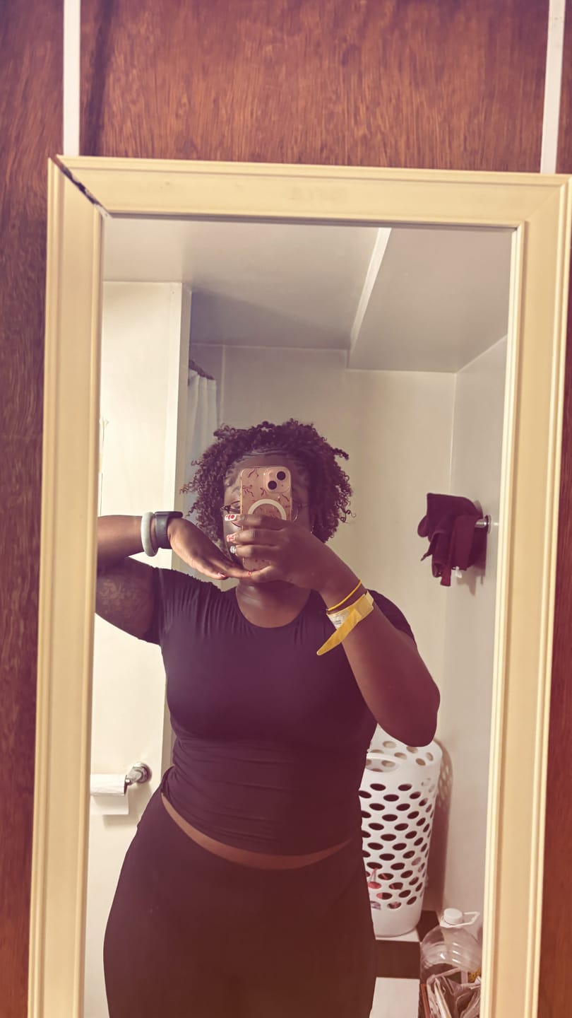 Customer photo review of PERFECT TEE