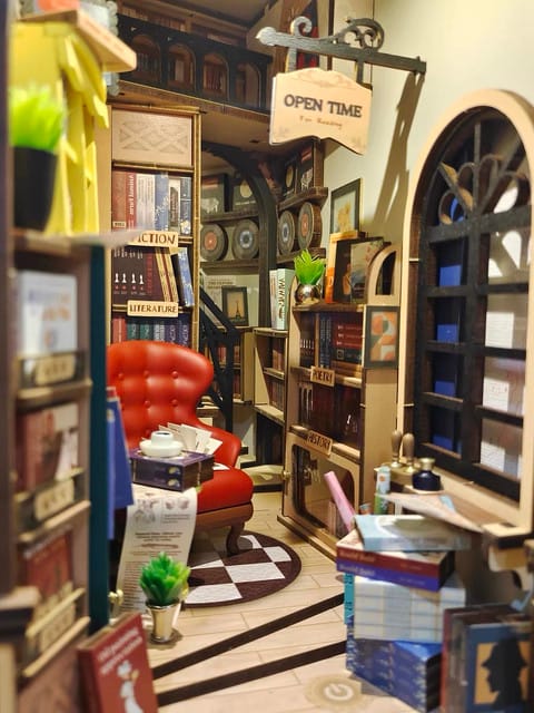 Customer photo review of DIY Book Nook kit - Bookstore