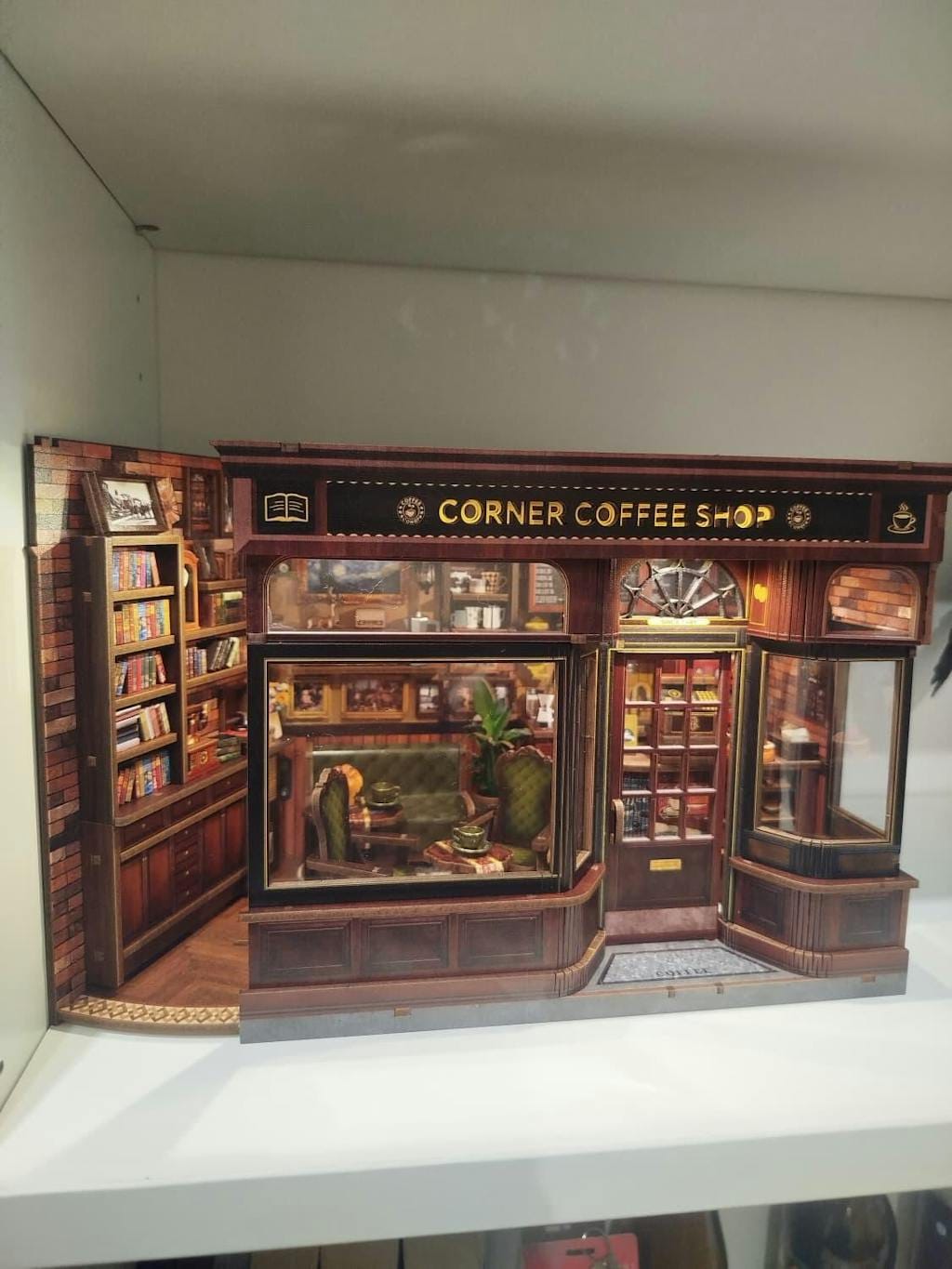 Customer photo review of Miniature House - Corner Coffee Shop