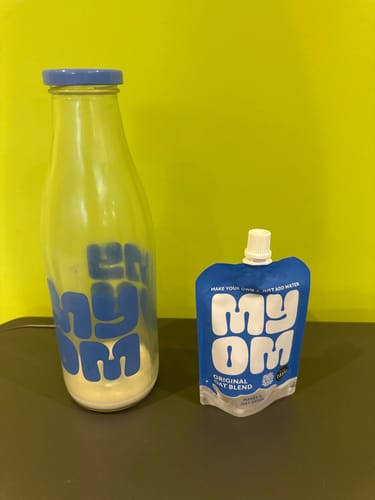 Customer photo review of MYOM 1L Oat Milk-Free Drink Everyday Bundle