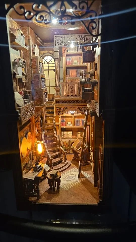 Customer photo review of Antique Library