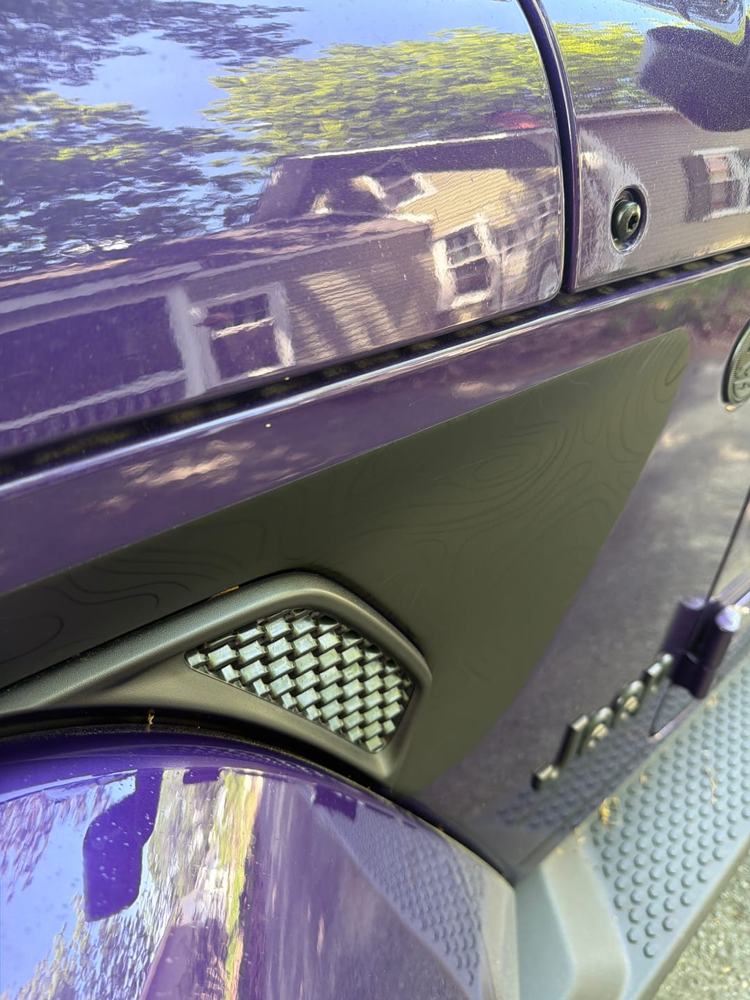 Customer photo review of Premium Fender Vent Decal Set | Black Topo - fits Wrangler JL & Gladiator JT