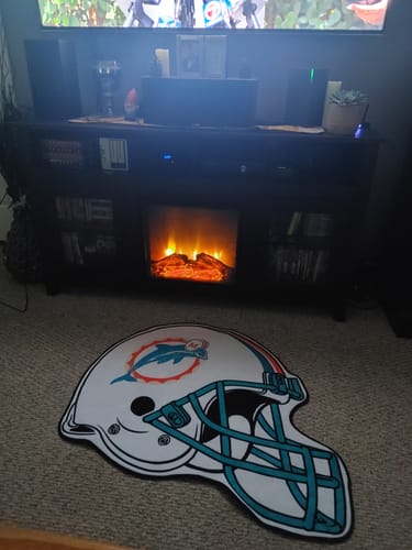 Customer photo review of Miami Dolphins Helmet Rug