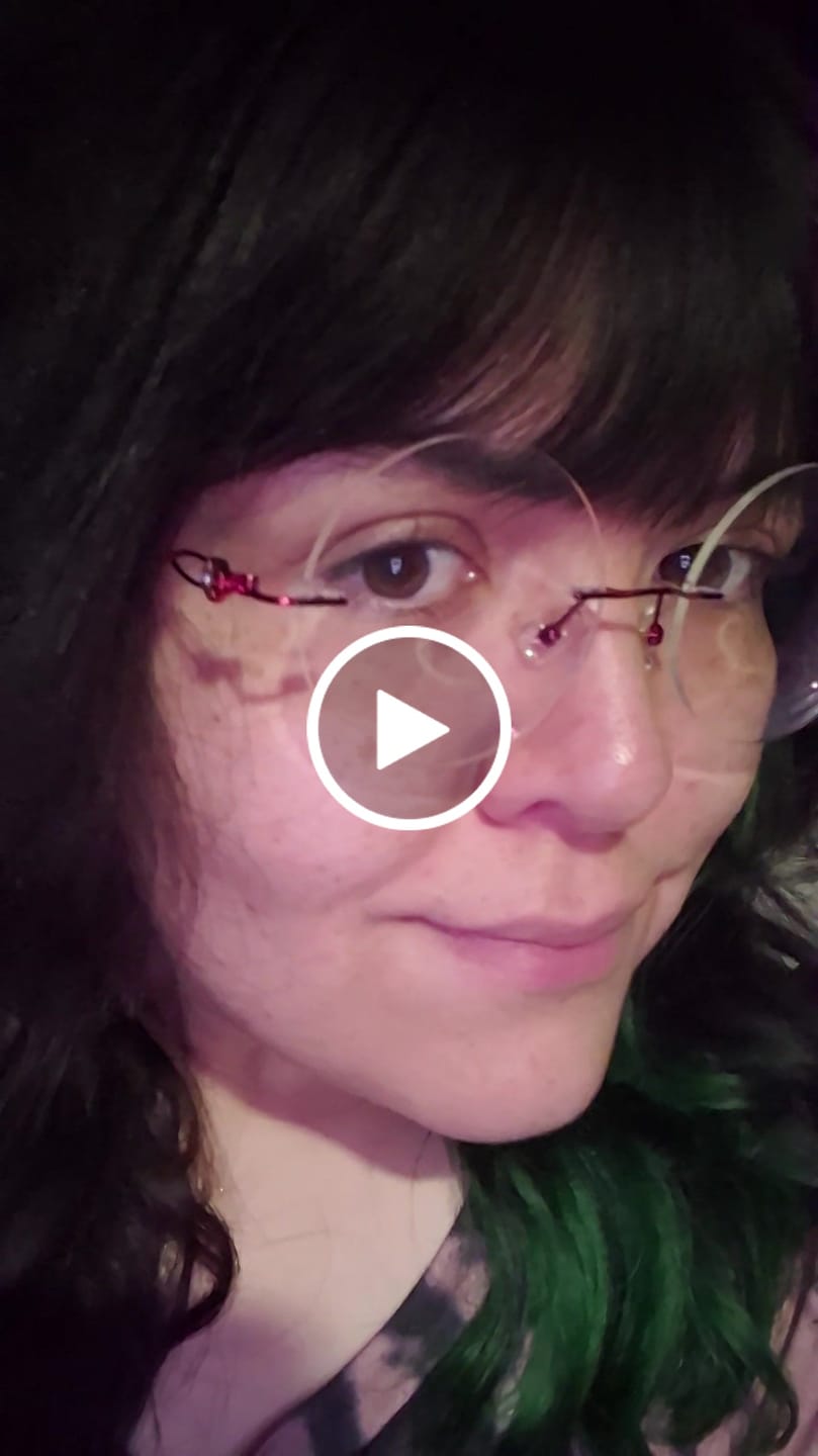 Customer video review of Coco Eyeglasses