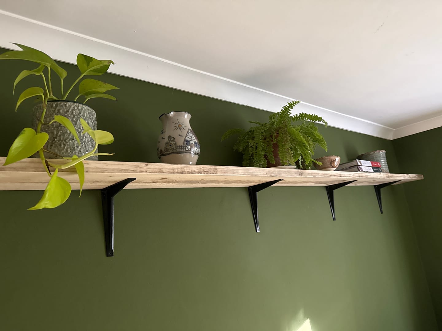 Customer photo review of Heritage Cast Iron Shelf Bracket