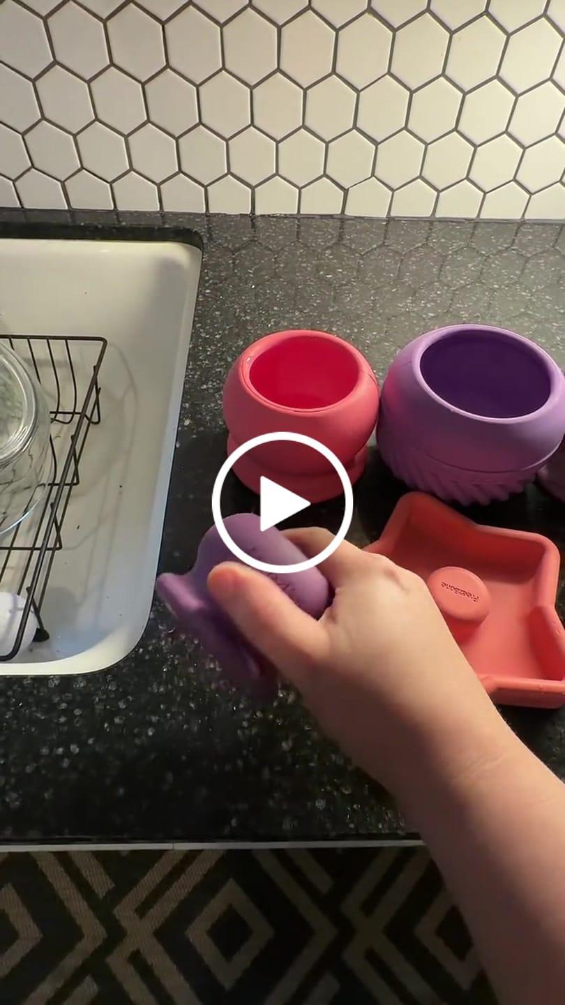 Customer video review of FreezJumbo™ – Our Biggest & Toughest Enrichment Toy Ever