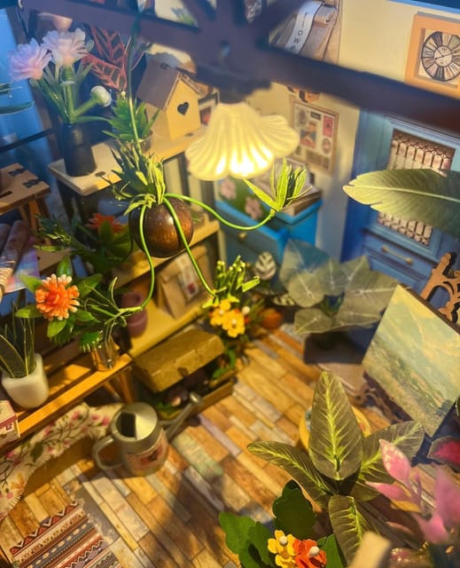 Customer photo review of Miniature House - Cathy's Flower House