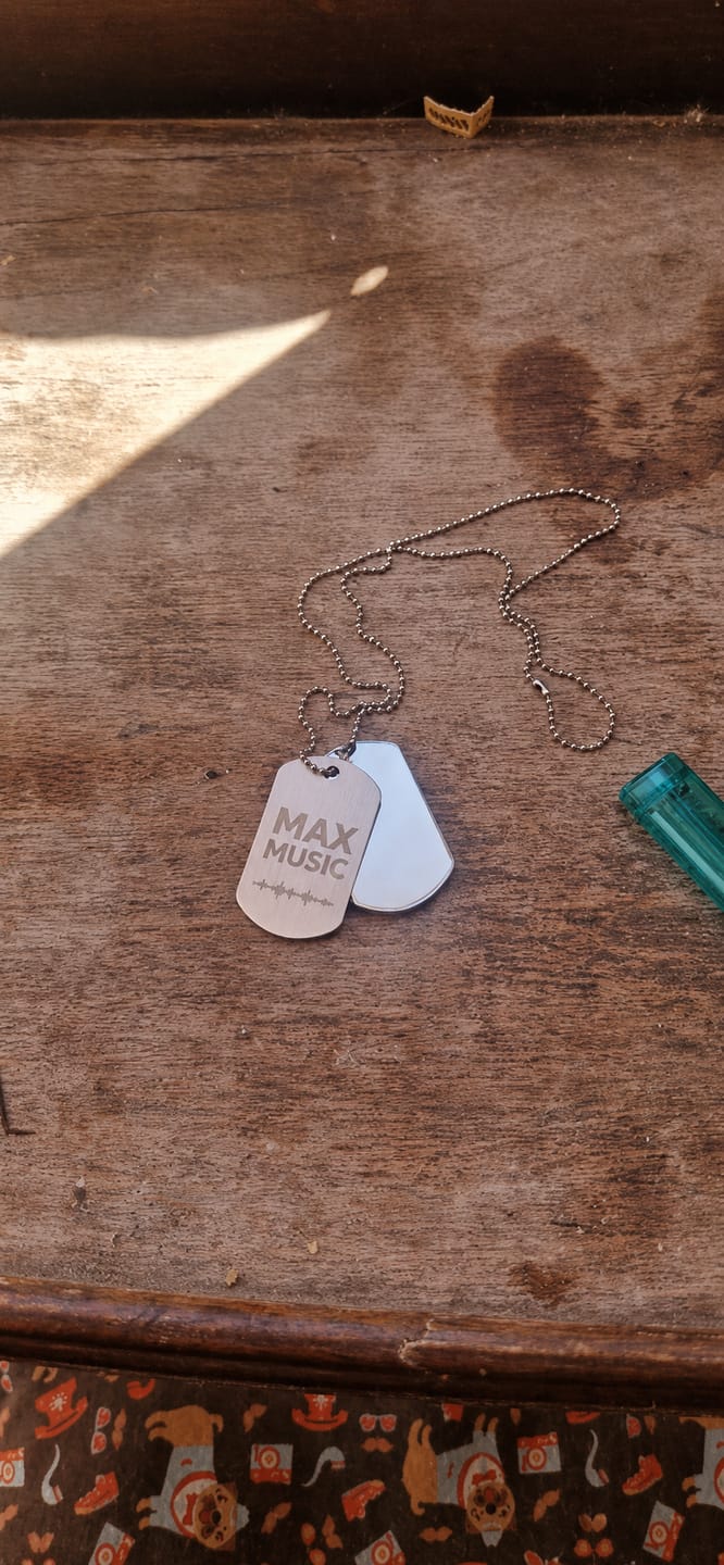 Customer photo review of Collar personalizado USB Set Key