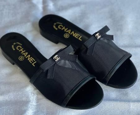 Customer photo review of CC 26s Chunky Heel Sandals Black Mesh Sheepskin 627065