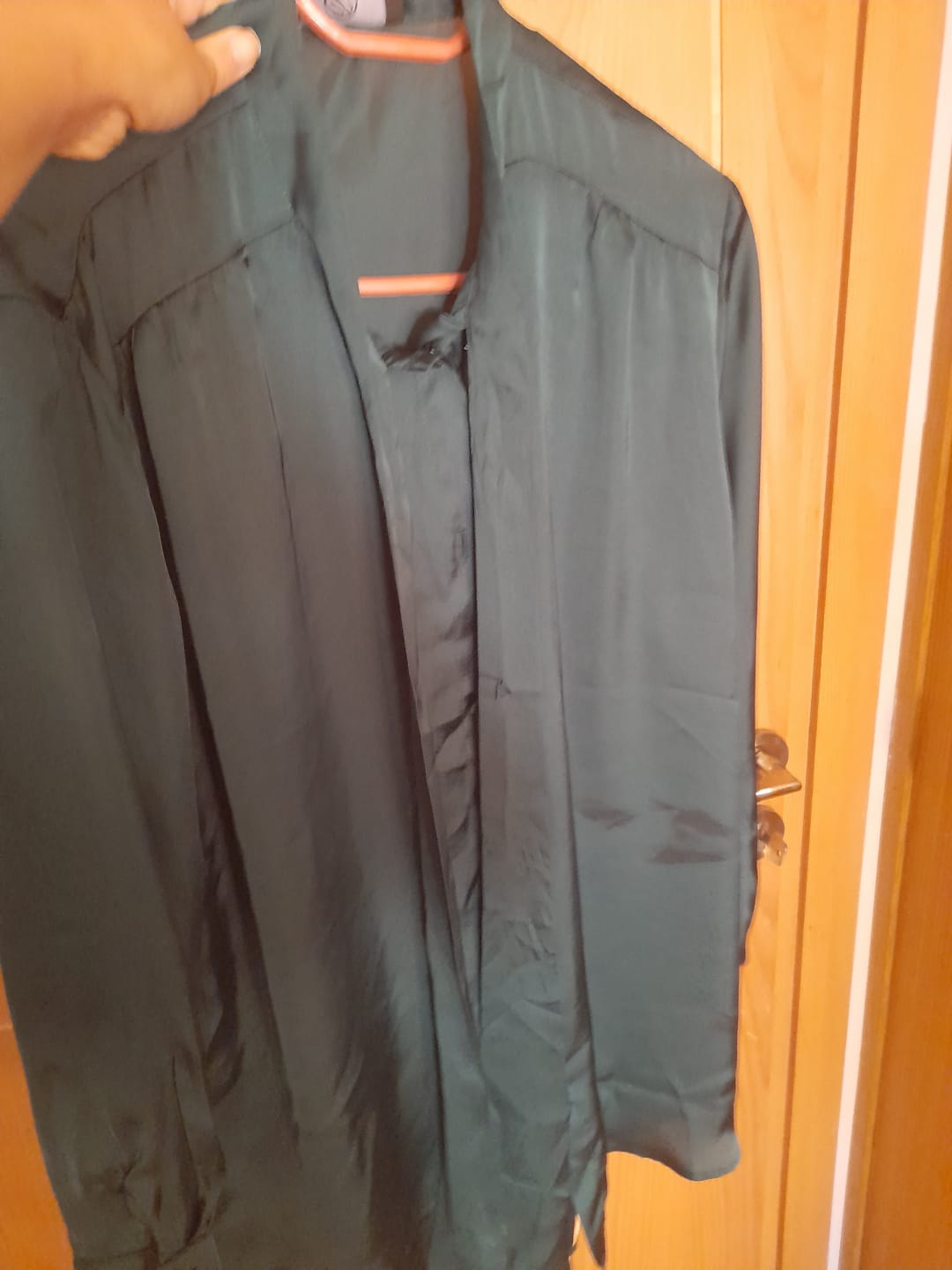 Customer photo review of Chemise soie satinée à col lavallière