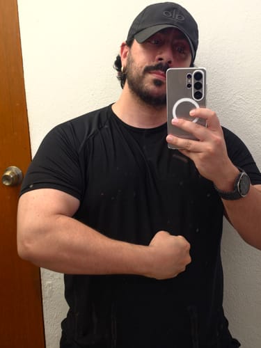 Customer photo review of Training Sport Tee - Black