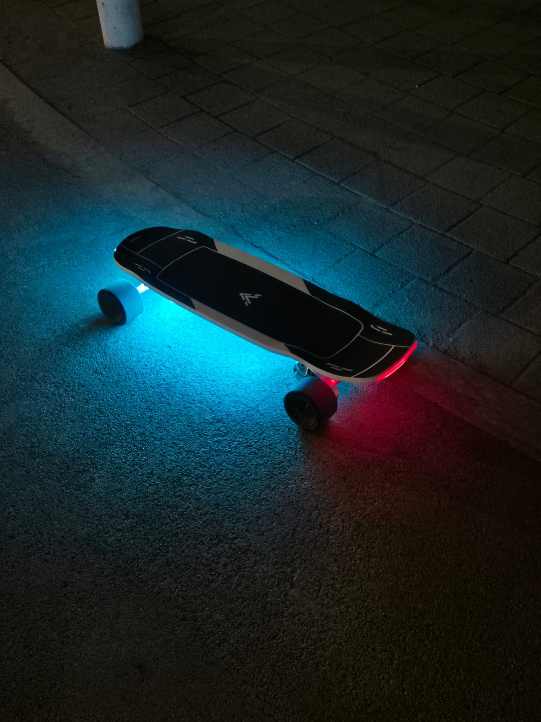 Customer photo review of Acedeck® Stella Blizzard-Most Powerful Portable Electric Skateboard & Shortboard