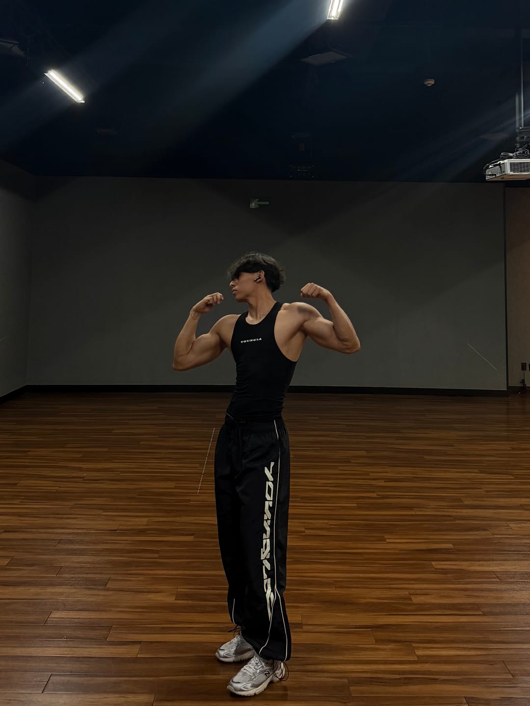 Customer photo review of 2113 - Foundation Track Pants