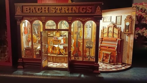 Customer photo review of Miniature House - Bach Strings
