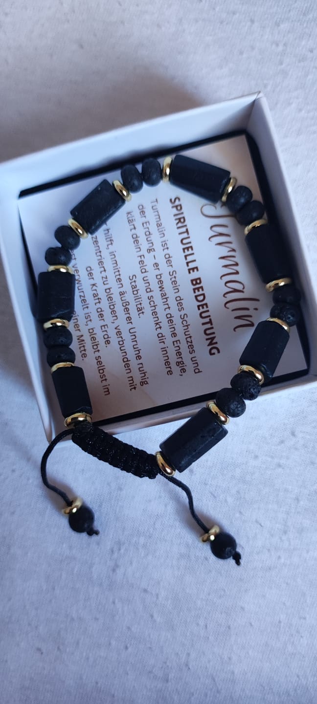 Customer photo review of Turmalin Armband - Natursteine