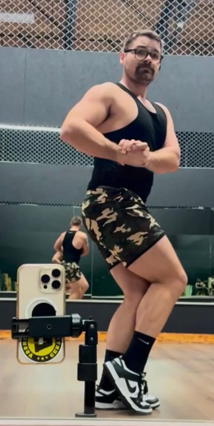 Customer photo review of CAMO DRI-FIT SHORTS