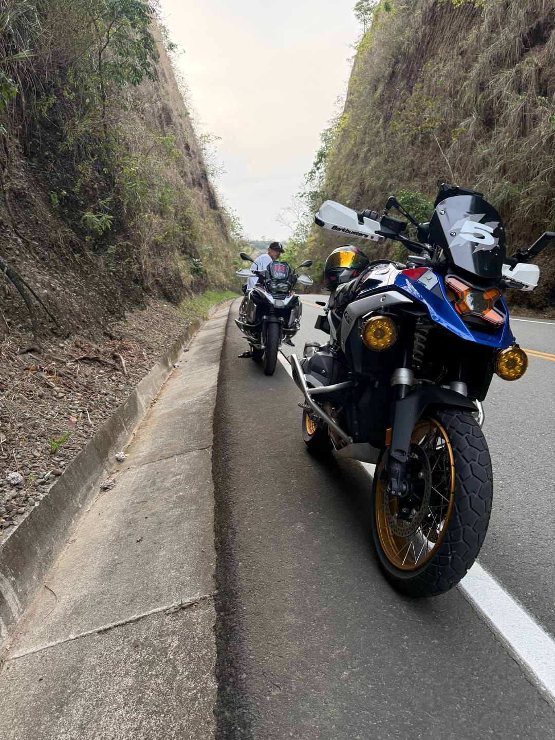 Customer photo review of Motorcycle Lights – The World’s Smartest Motorcycle Auxiliary Lighting System