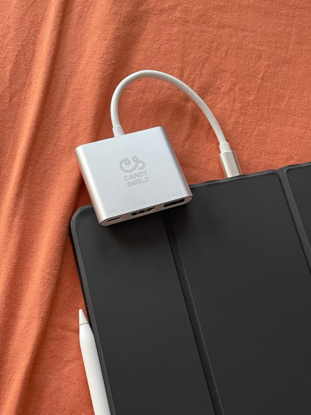 Customer photo review of 3-in-1 USB-C Hub Multiport Adapter – All-in-One Connectivity