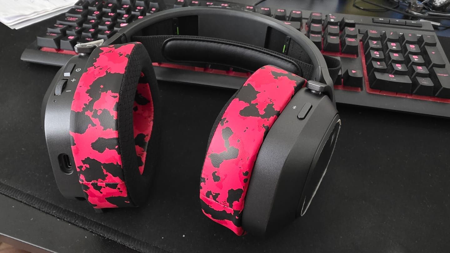 Customer photo review of Wicked Cushions FreeZe Soğutma Jelli Kulaklık Pedleri - Corsair HS80