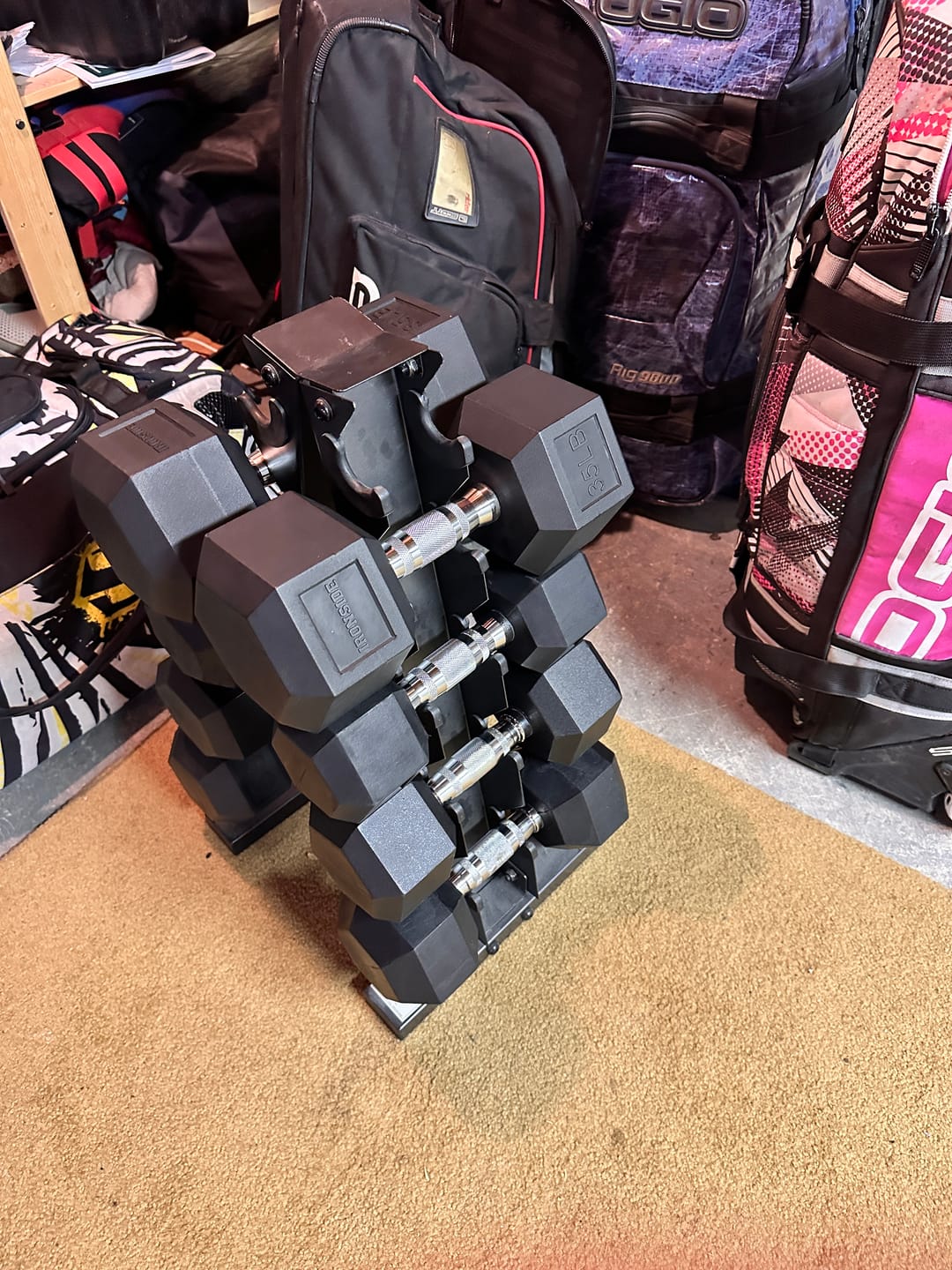 Customer photo review of IRONSIDE Rubber Hex Dumbbells 5 to 100 lb (Single)