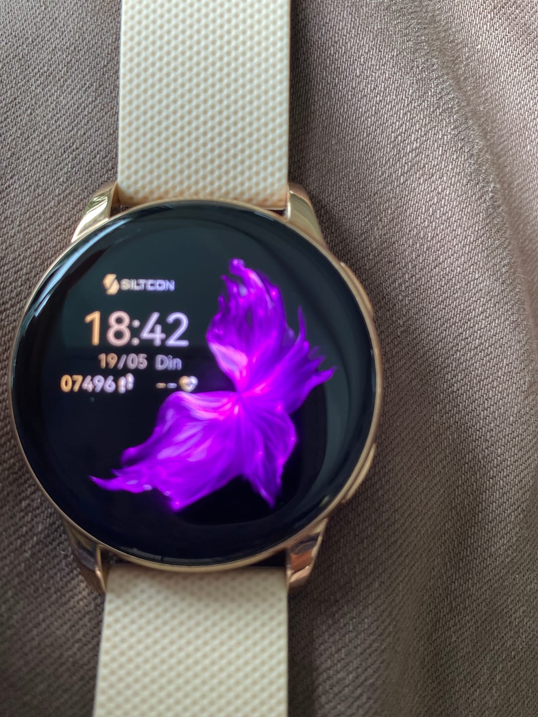 Customer photo review of Siltcon® Auréa Smartwatch Dames Goud