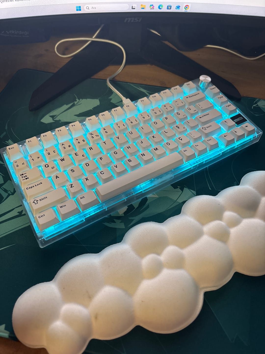 Customer photo review of Wraith Studio Daydream Deskmat