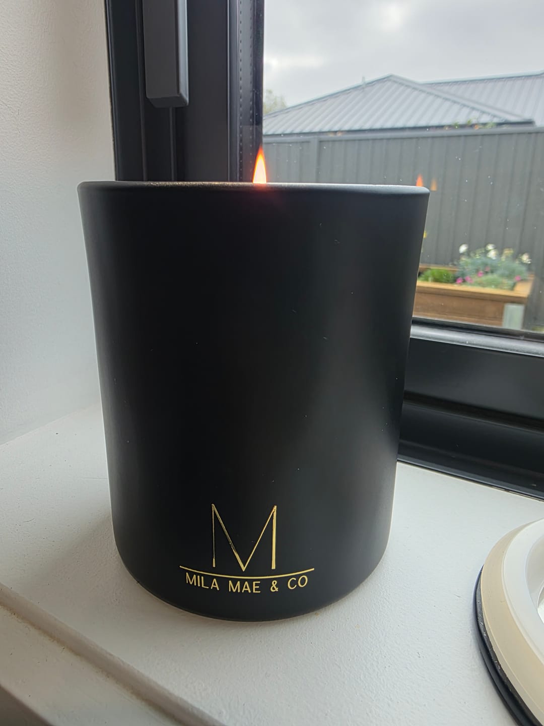 Customer photo review of Mila Mae & Co Candle - Soy Wax