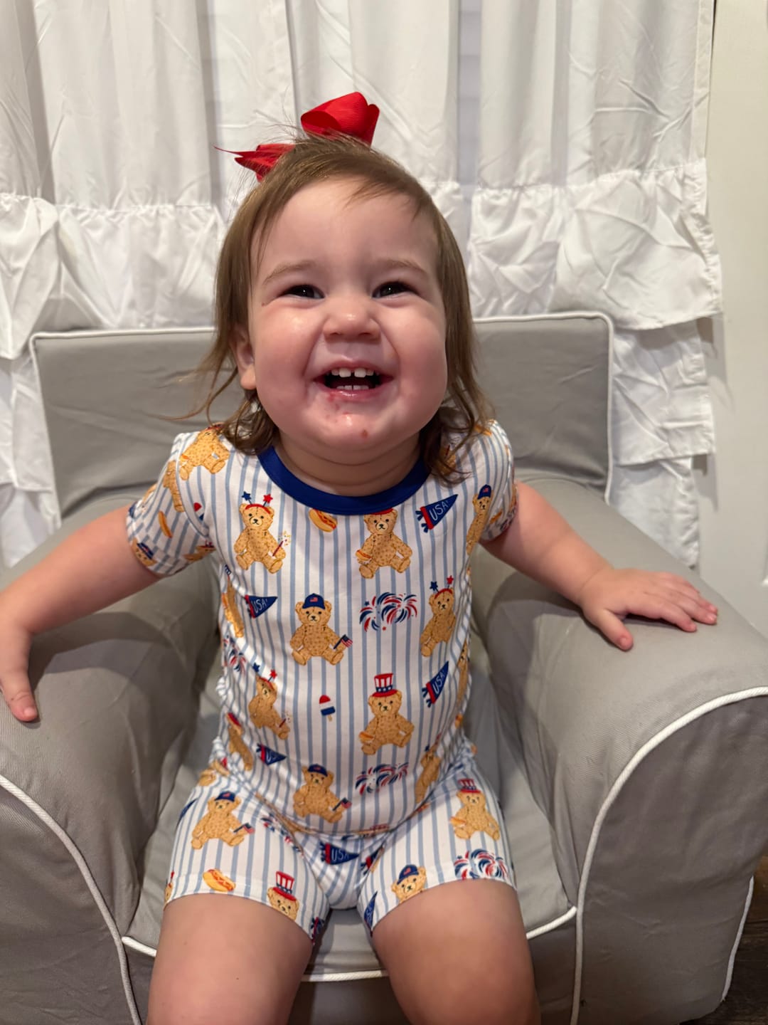 Customer photo review of Fourth of July Bear Short Sleeve Set