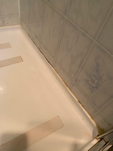 Customer photo review of GLASSGUARD® Miracle Mould Removal Gel