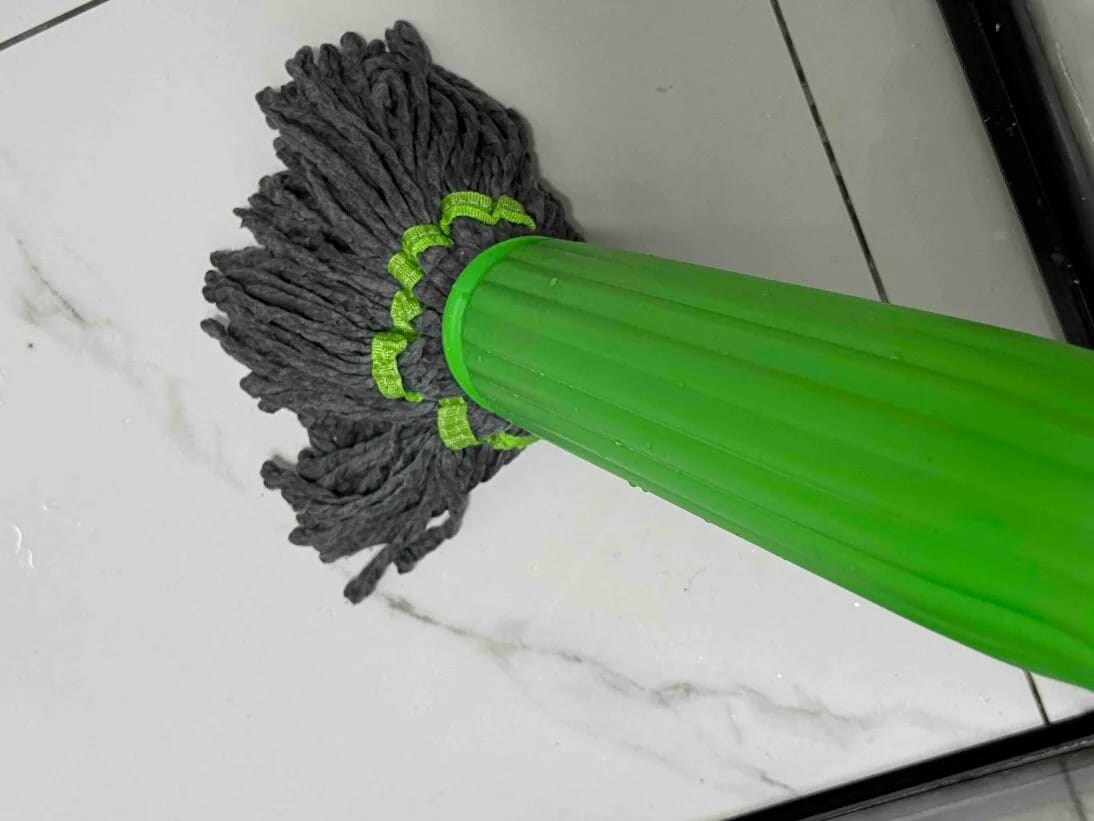Customer photo review of Klaris™ Pro - Paslanmaz Çelik Gövdeli Kendinden Sıkmalı Yeni Nesil Mop